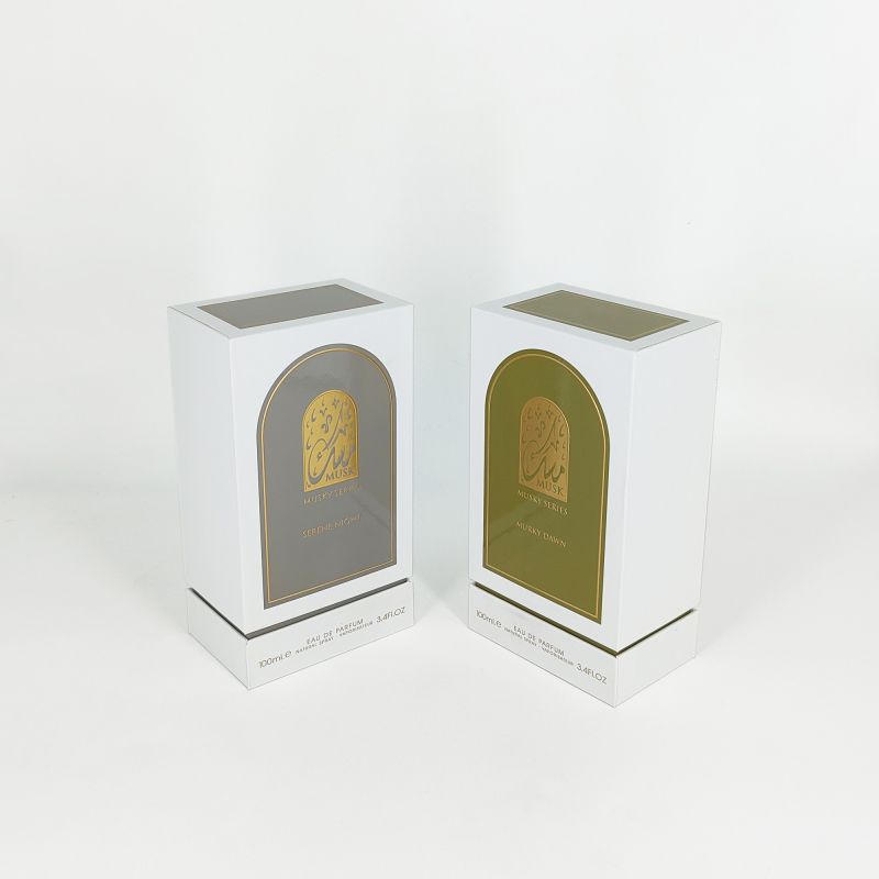 Goldfolie geprägte Parfümbox mit EVA -Tablett, starre Basis und elegantem Deckel -Design HP031