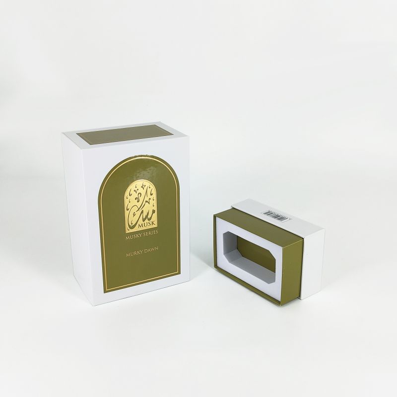 Goldfolie geprägte Parfümbox mit EVA -Tablett, starre Basis und elegantem Deckel -Design HP031